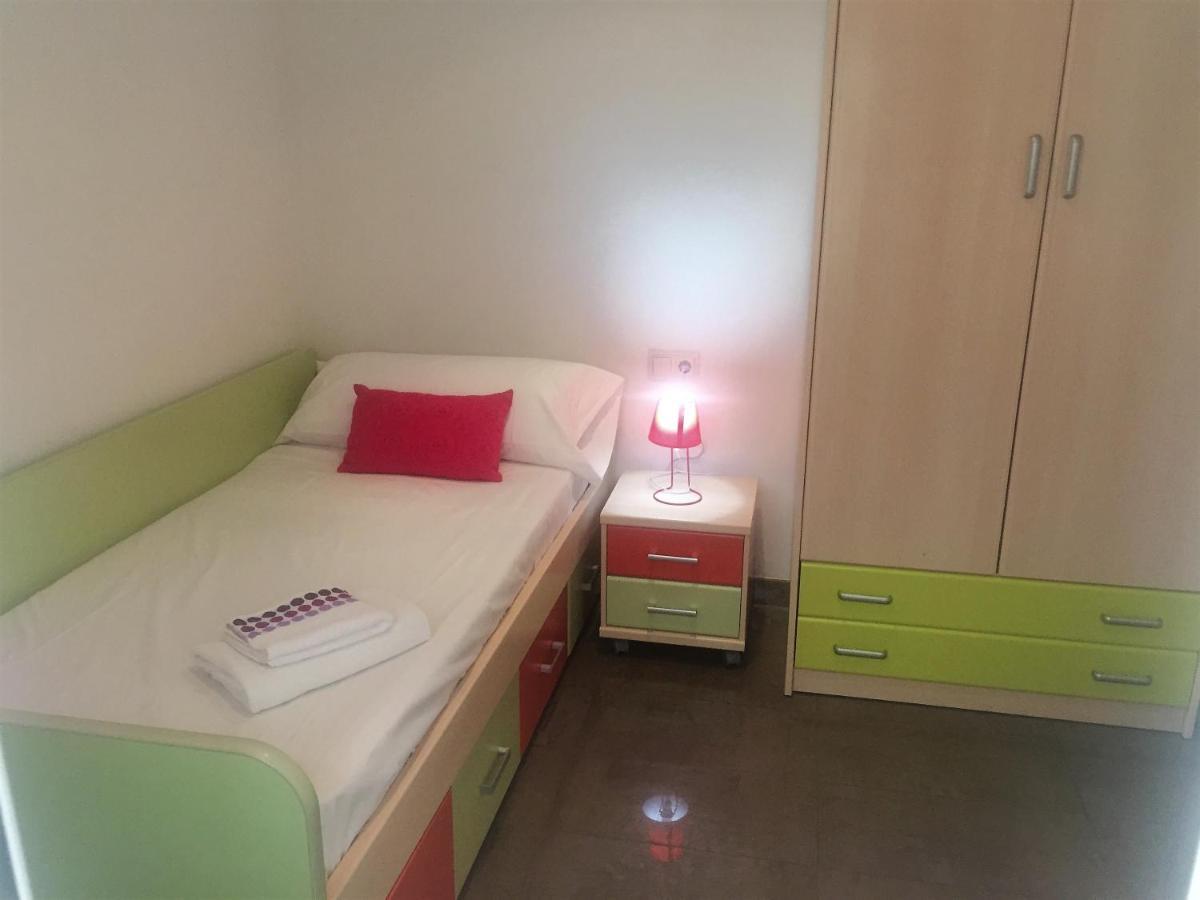 Renovated Apartment Steps Away From The Beach クリェラ エクステリア 写真