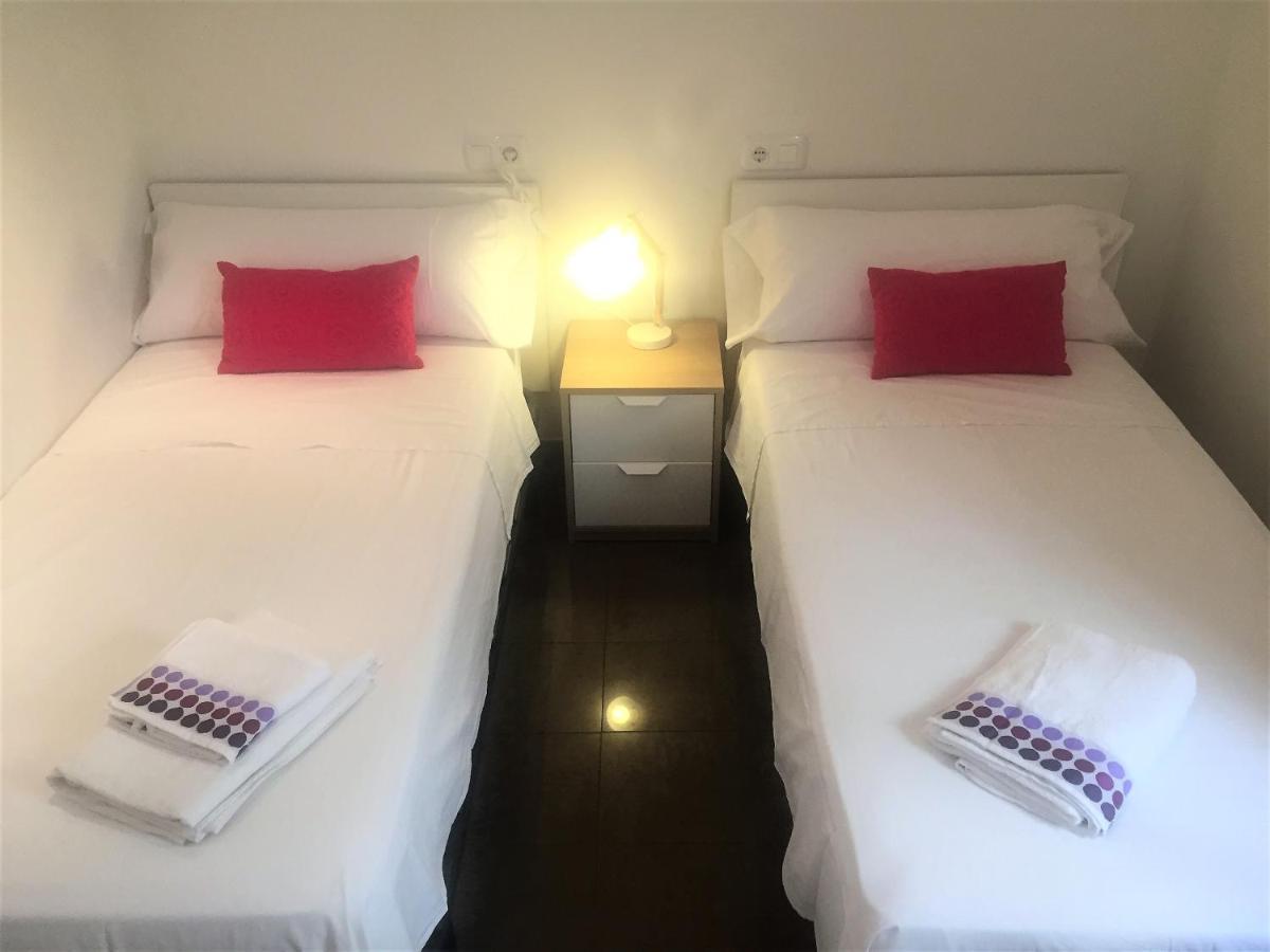 Renovated Apartment Steps Away From The Beach クリェラ エクステリア 写真