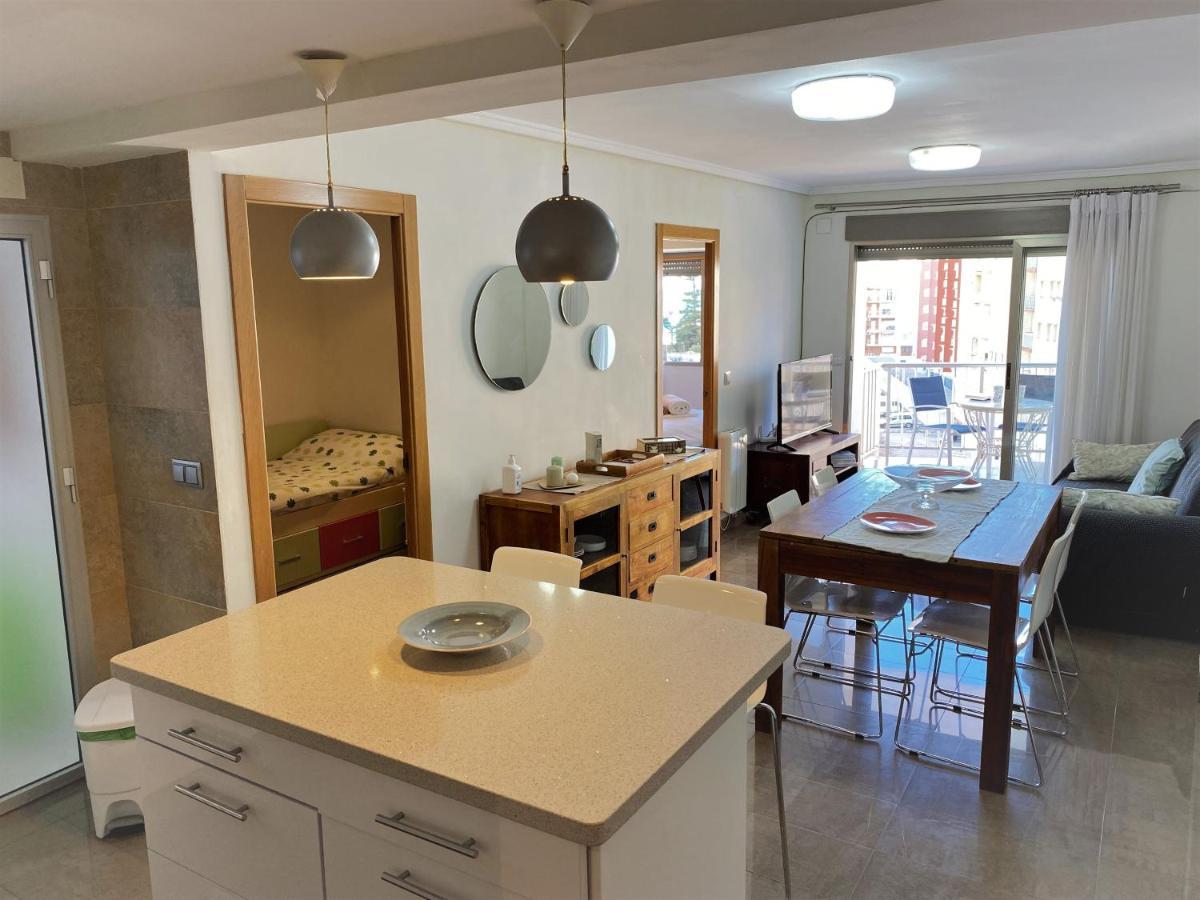 Renovated Apartment Steps Away From The Beach クリェラ エクステリア 写真